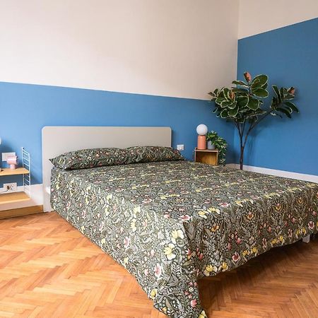 700MstazionecentraleAmpio Trilocale Con 2Balconi Trieste Luaran gambar
